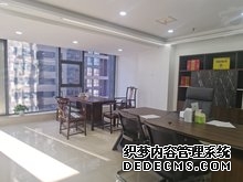 会展中心地铁口航洋国际精装修电梯口大开间